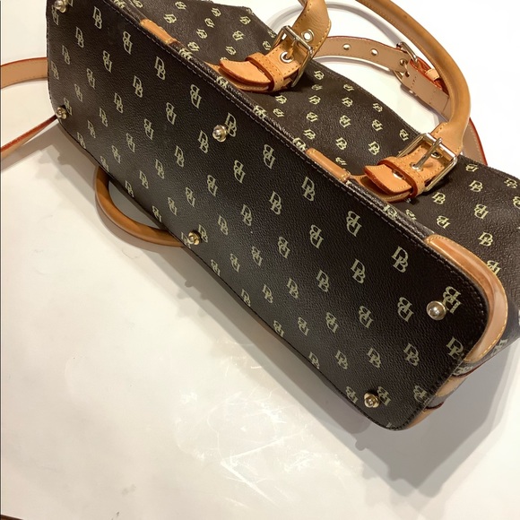 Dooney and Bourke Pocketbook with Attachments - Picture 11 of 16